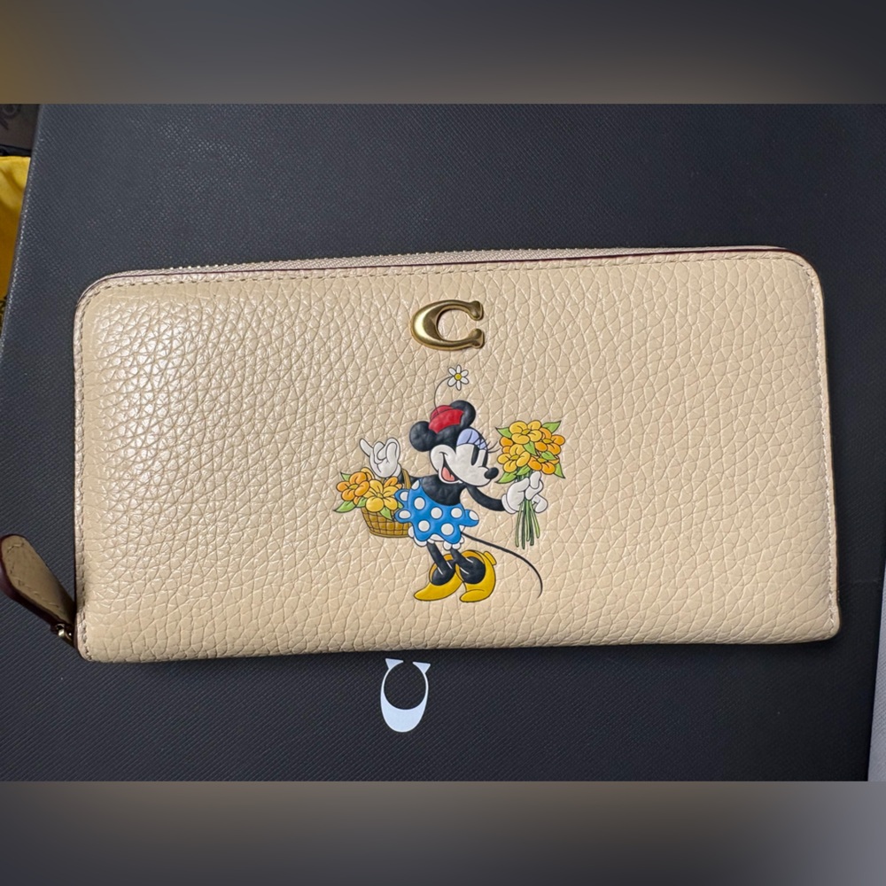 Coach Minnie Mouse Wallet